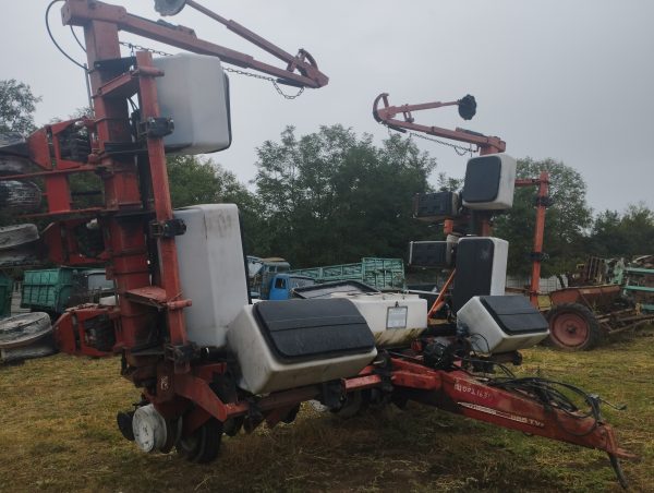 Сівалки точного висіву Massey Ferguson MF 555  12-рядні