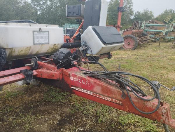 Сівалки точного висіву Massey Ferguson MF 555  12-рядні