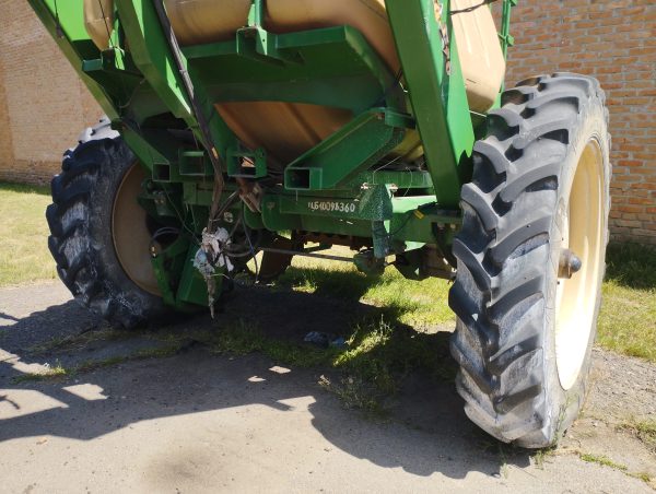 Просапна 16-рядна причіпна пневматична сівалка Great Plains YP-1625AHD-32TR70