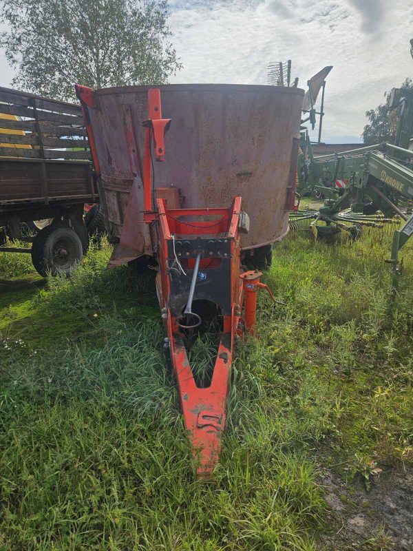 Кормороздатчик Kuhn EUROMIX I 2005 р.