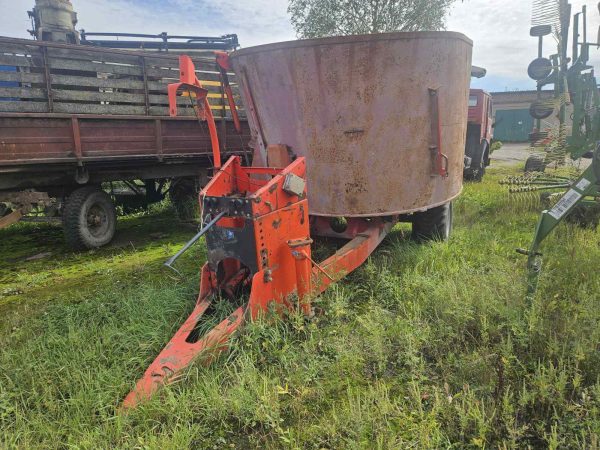 Кормороздатчик Kuhn EUROMIX I 2005 р.