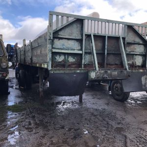 Напівпричіп бортовий  ОДАЗ 885