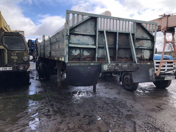 Напівпричіп бортовий  ОДАЗ 885
