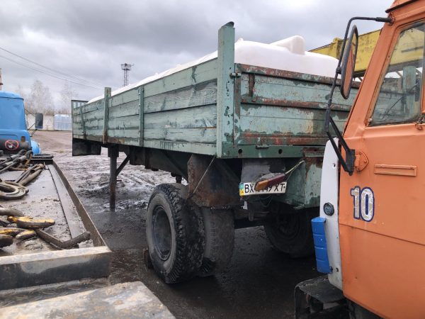Напівпричіп бортовий  ОДАЗ 885