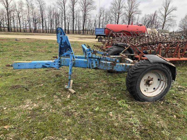 Розкидач міндобрив причіпний Bogballe M3 D, сн.144 з візком