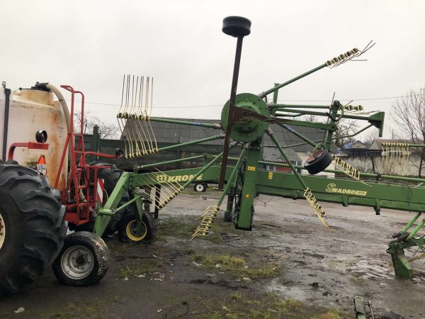 8. Валкоутворювач Krone Swadro-1010 2 Граблі-валкоутворювач Krone Swadro-1010