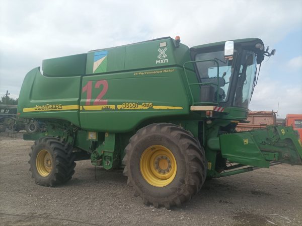 9. 04553ВС Комбайн зернозбиральний John Deere-9880STS 2 Комбайн зернозбиральний John Deere 9880STS