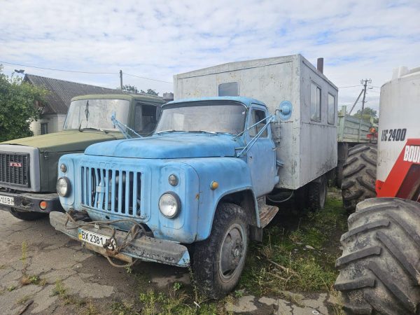 9. ВХ2381АХ Автомобіль ГАЗ-5201 2 Автомобіль ГАЗ-5201 (фургон) 1990 р.