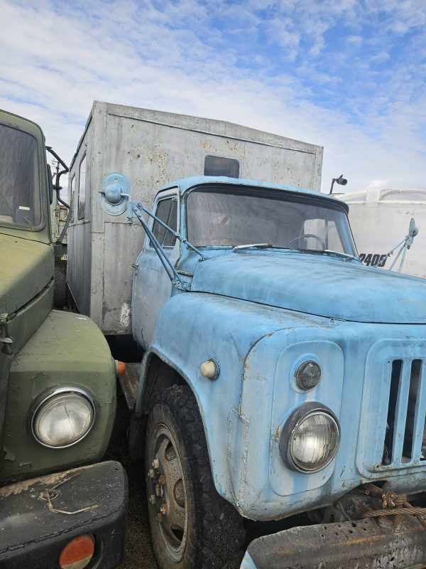 9. ВХ2381АХ Автомобіль ГАЗ-5201 3 Автомобіль ГАЗ-5201 (фургон) 1990 р.