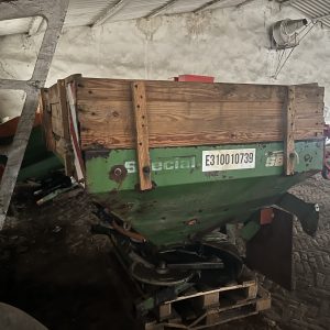 Навісний розкидач мінеральних добрив Amazone ZAM‑1800