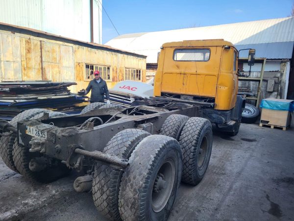 IMG_1808 Вантажний автомобіль КрАЗ-64431 шасі