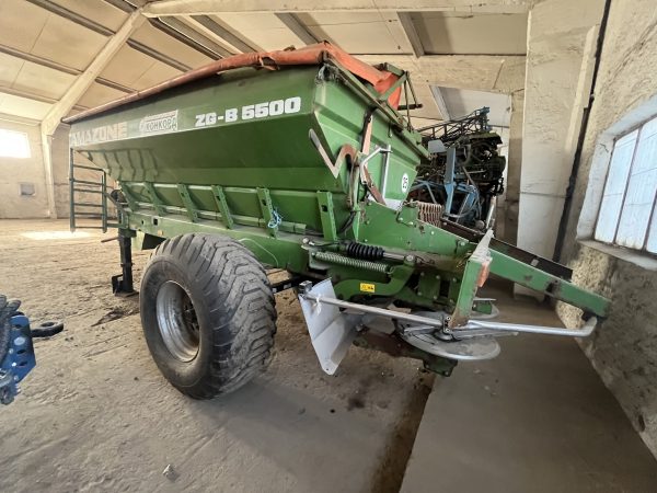 Розкидач добрив Amazone ZG-36 5500
