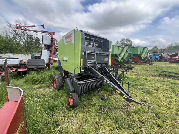 Рулонний прес-підбирач Claas Rollant 260