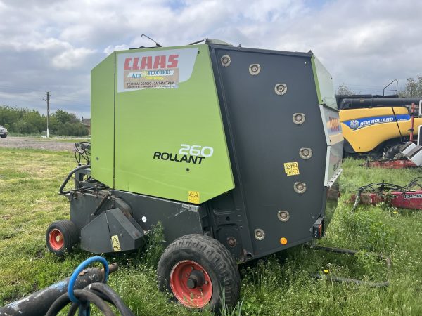 Рулонний прес-підбирач Claas Rollant 260