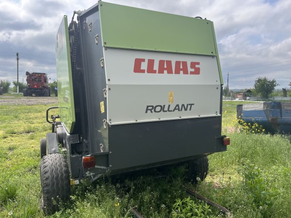 Рулонний прес-підбирач Claas Rollant 260