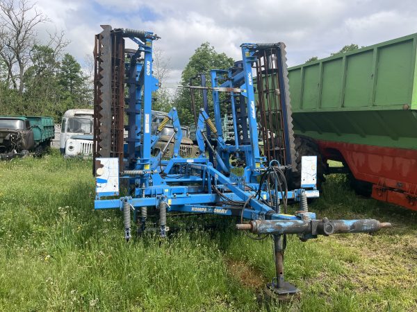 IMG_3220 Передпосівний напівнавісний компактомат Farmet Kompaktomat K 600 PS