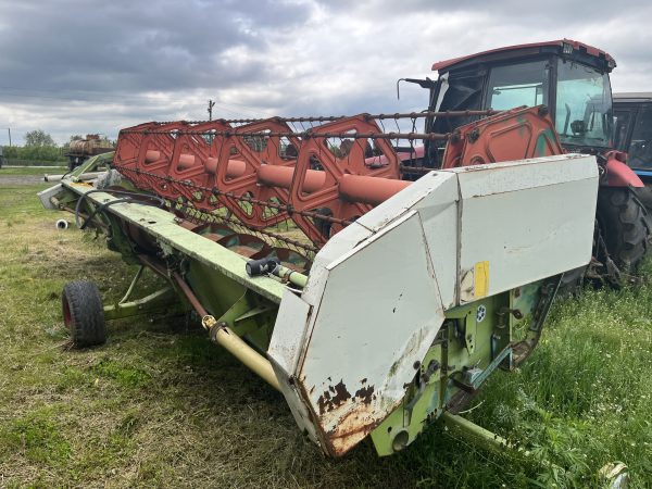 Зернова жниварка Claas C660