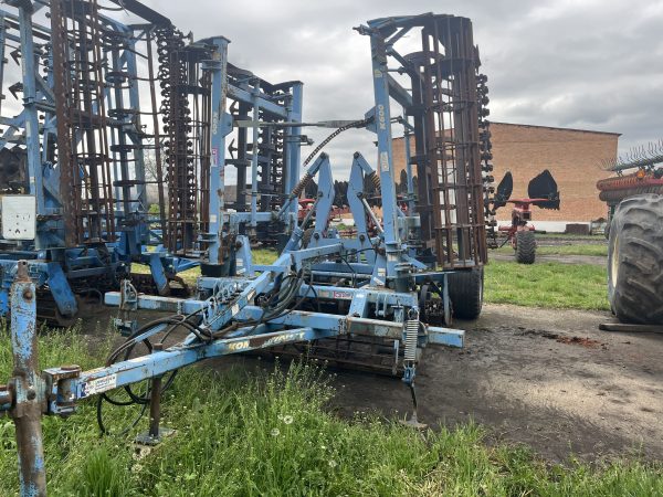 IMG_3461 Передпосівний напівнавісний компактомат Farmet Kompaktomat K 600 PS