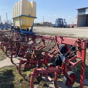 Культиватор просапний КРН-5.6+Навісний обприскувач ЕКО-600