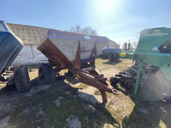 САЙТ IMG_8042 Розкидач добрив МВУ-8