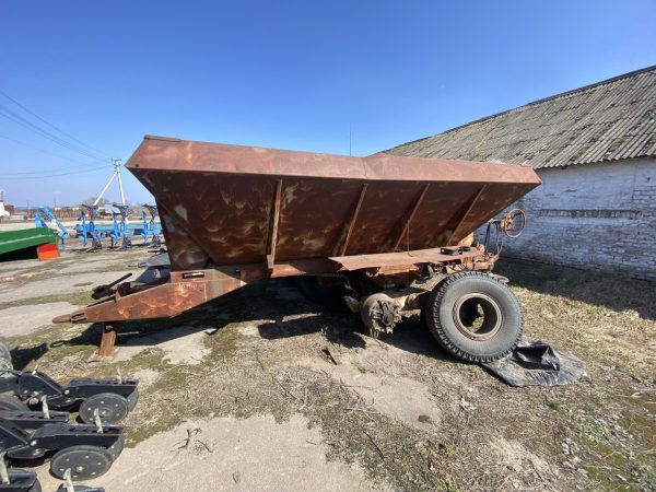 САЙТ IMG_8043 Розкидач добрив МВУ-8