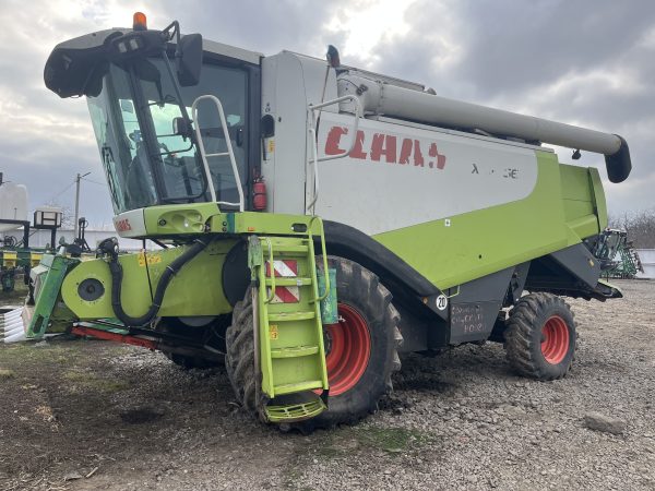 Зернозбиральний комбайн Claas Lexion 560