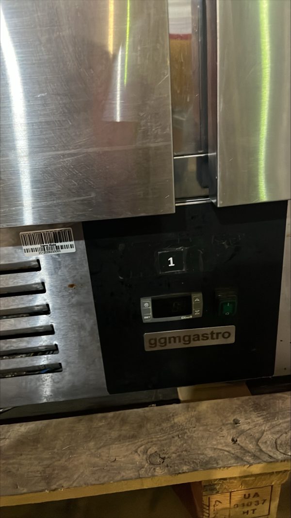 GGM4 Холодильний стіл з нержавіючей сталі GGM Gastro SAG197E#2T