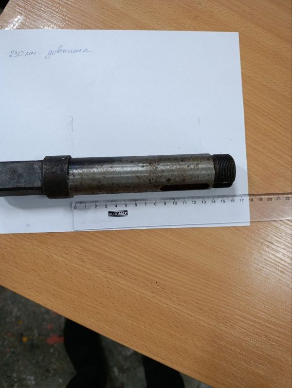 ЗСК-10.000.018 Вал приводний зірочки шнека Оптагро Україна