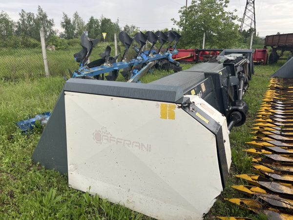 IMG_4001 Соняшникові жниварки Zaffrani 940N