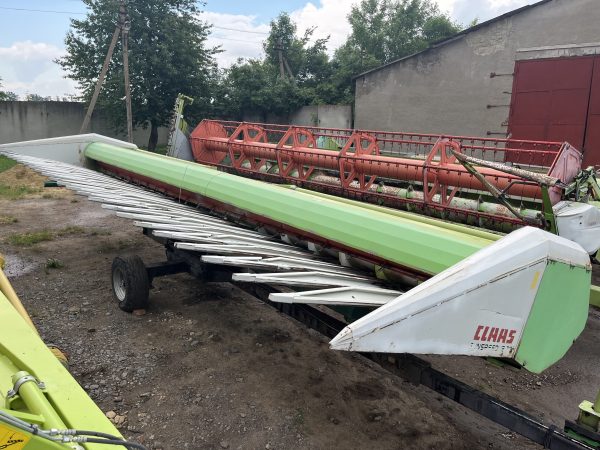 IMG_5734 Соняшникова жниварка Claas Sunspeed 12-70
