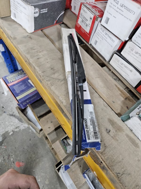988502W000 Щітка склоочисника задня Hyundai/KIA