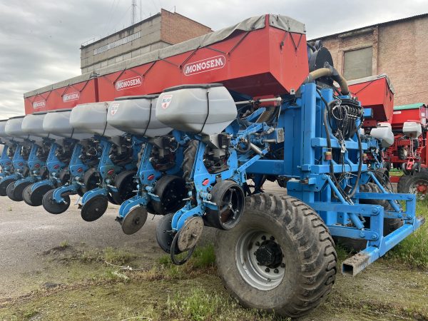 Сівалка причіпна пневматична точного висіву Monosem-NX 16R