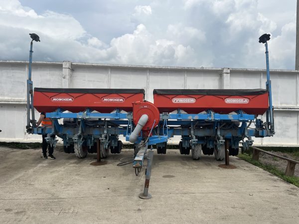 IMG_5783 Просапна сівалка точного висіву Monosem NX2-8R