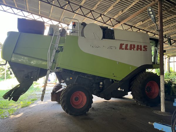 Зернозбиральний комбайн Claas Lexion 560